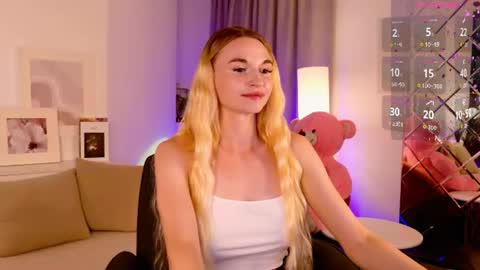 Mila online show from August 1, 5:53 am