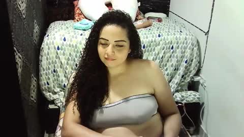 _milf_naughty online show from November 4, 3:06 pm
