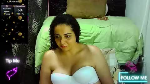 _milf_naughty online show from March 10, 4:05 am