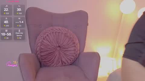emma online show from July 28, 8:52 pm