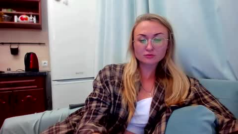 Eva online show from September 11, 8:31 pm