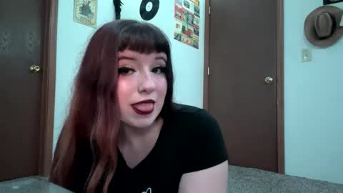 _miss_marie_ online show from November 19, 9:48 pm