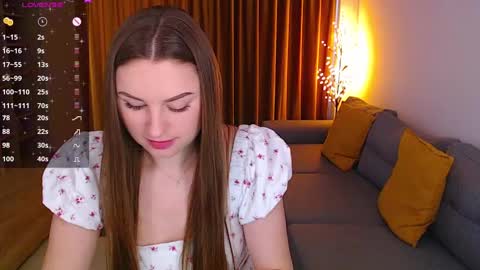 Snapshot of _miss_mia chatting on March 5, 7:05 am Mia online show from March 5, 7:05 am