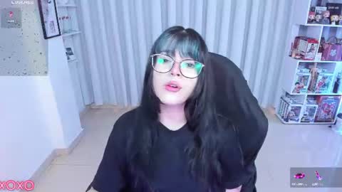 Hanna  Idependent Model   online show from July 9, 3:03 pm