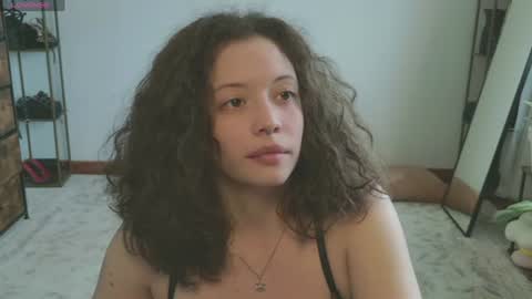 Mara Independent model online show from July 30, 7:15 pm