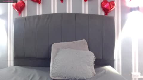 Snapshot of _mollyy chatting on February 17, 3:55 pm Molly online show from February 17, 3:55 pm