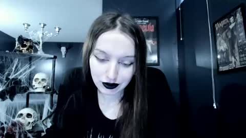 Snapshot of _naamah chatting on December 3, 9:12 pm _naamah online show from December 3, 9:12 pm