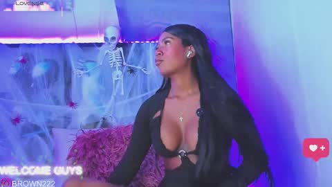 Snapshot of _naomibrown_ chatting on October 8, 5:56 am naomi brown online show from October 8, 5:56 am