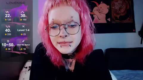 Nicole online show from June 13, 3:15 am
