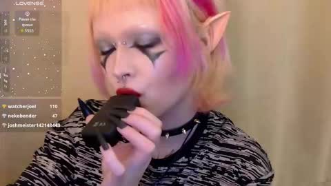 Nicole online show from November 21, 10:01 pm