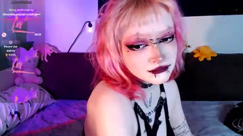 Nicole online show from July 6, 11:07 pm