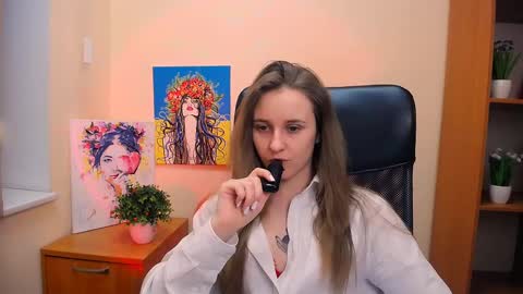 Snapshot of _nicole_new chatting on February 17, 12:49 pm Nica online show from February 17, 12:49 pm