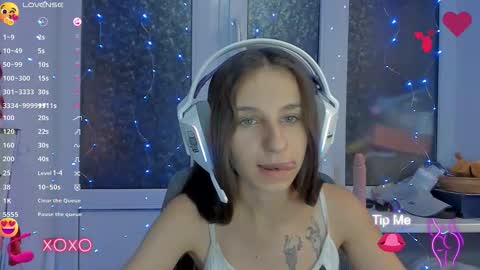 Snapshot of _nika_kik chatting on September 10, 6:30 pm Nika online show from September 10, 6:30 pm