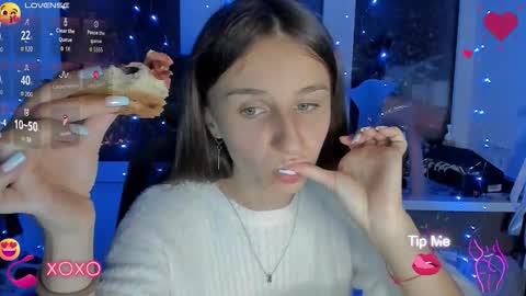 Snapshot of _nika_kik chatting on September 27, 7:54 pm Nika online show from September 27, 7:54 pm