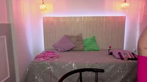 pamela online show from September 27, 1:18 pm