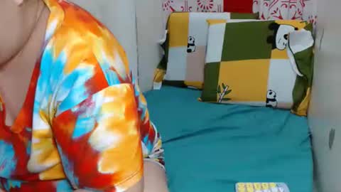 Snapshot of _pinayglamourbum_143xxx_ chatting on September 18, 9:41 am Pinaylovelybum online show from September 18, 9:41 am