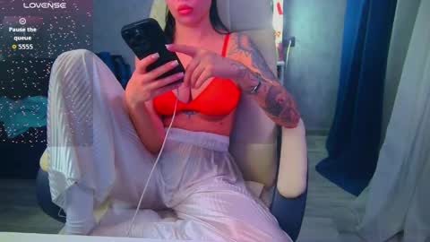 Ilona online show from April 5, 1:32 pm