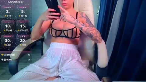 Ilona online show from February 24, 3:43 pm