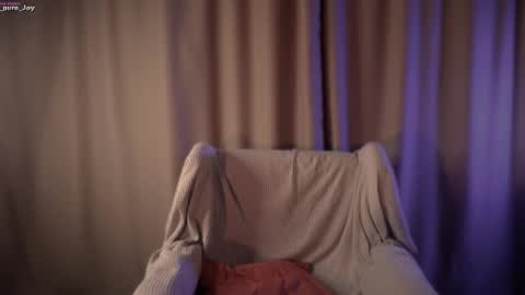 Snapshot of _pure_joy chatting on September 16, 9:34 pm Joy online show from September 16, 9:34 pm
