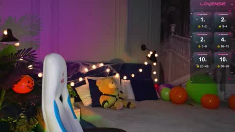 im Amy online show from October 25, 6:21 am