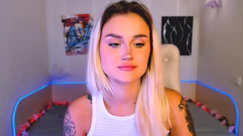 _ravena online show from October 3, 2:11 pm