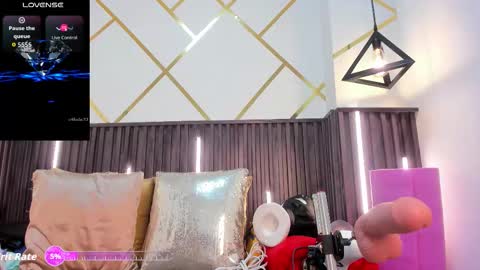 rebecca online show from November 25, 4:31 pm