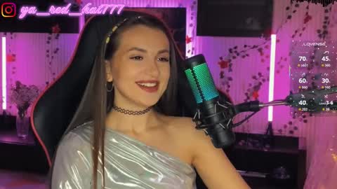 -RED HAT- online show from March 21, 5:40 pm