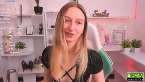 Snapshot of _ri_na_ chatting on September 17, 6:11 am I am Rina online show from September 17, 6:11 am