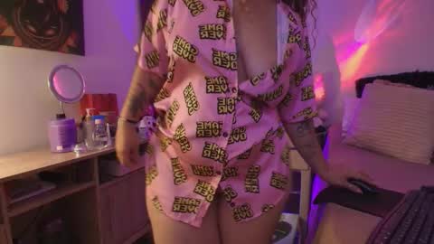 _rose_smith online show from November 5, 12:16 am