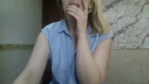  SexyXSveta  online show from June 25, 6:18 am