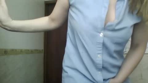  SexyXSveta  online show from February 12, 4:25 am