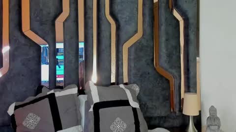 Snapshot of _silvia_vega_ chatting on February 22, 7:43 pm _silvia_vega_ online show from February 22, 7:43 pm
