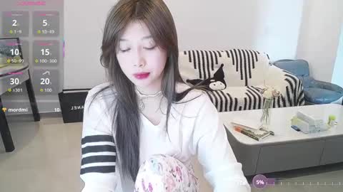 winni online show from March 27, 4:36 am