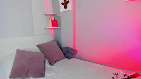 sophiagarcia - big tits- bigass online show from February 2, 9:25 pm