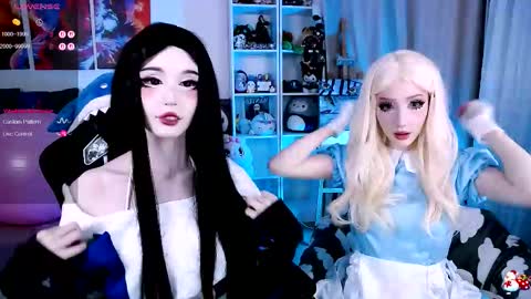 Snapshot of _sparkland_ chatting on September 13, 7:22 pm Emy and MilkyCute today MY TG CHANNEL online show from September 13, 7:22 pm