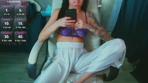 Milana   welcome to my world  online show from March 6, 7:25 am