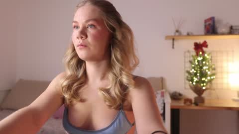 Annie online show from January 5, 1:13 am