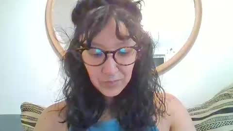 Snapshot of _tutti_frutti_ chatting on October 13, 1:41 am _tutti_frutti_ online show from October 13, 1:41 am