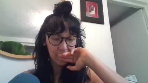 _tutti_frutti_ online show from March 16, 5:21 am