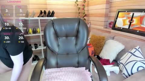 Sol online show from February 3, 12:10 pm