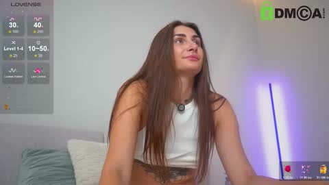 Lily online show from November 1, 8:13 pm