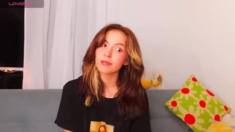 _yourcherrybomb online show from January 18, 2:58 am