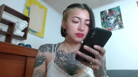 Zoe  online show from January 31, 9:37 am