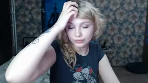 Alice online show from February 24, 8:47 pm