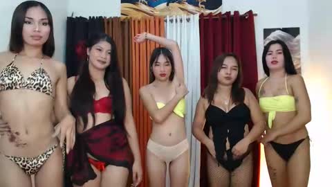 jha kris rhea  nicole medusa online show from January 11, 4:39 am