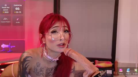 Snapshot of abbeey_ chatting on March 3, 8:39 pm Abbeey online show from March 3, 8:39 pm