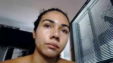 Snapshot of abbi_moon chatting on March 4, 3:15 pm Martina online show from March 4, 3:15 pm