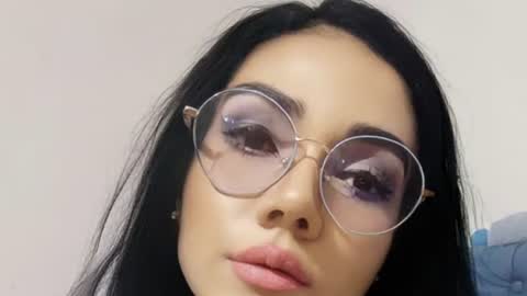 Snapshot of abbi_mooncb chatting on January 11, 10:19 am Abbi mooncb online show from January 11, 10:19 am