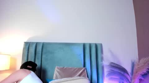 Abbie Joness online show from February 11, 11:44 am