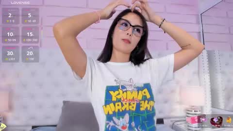 Abby  online show from October 22, 3:06 pm